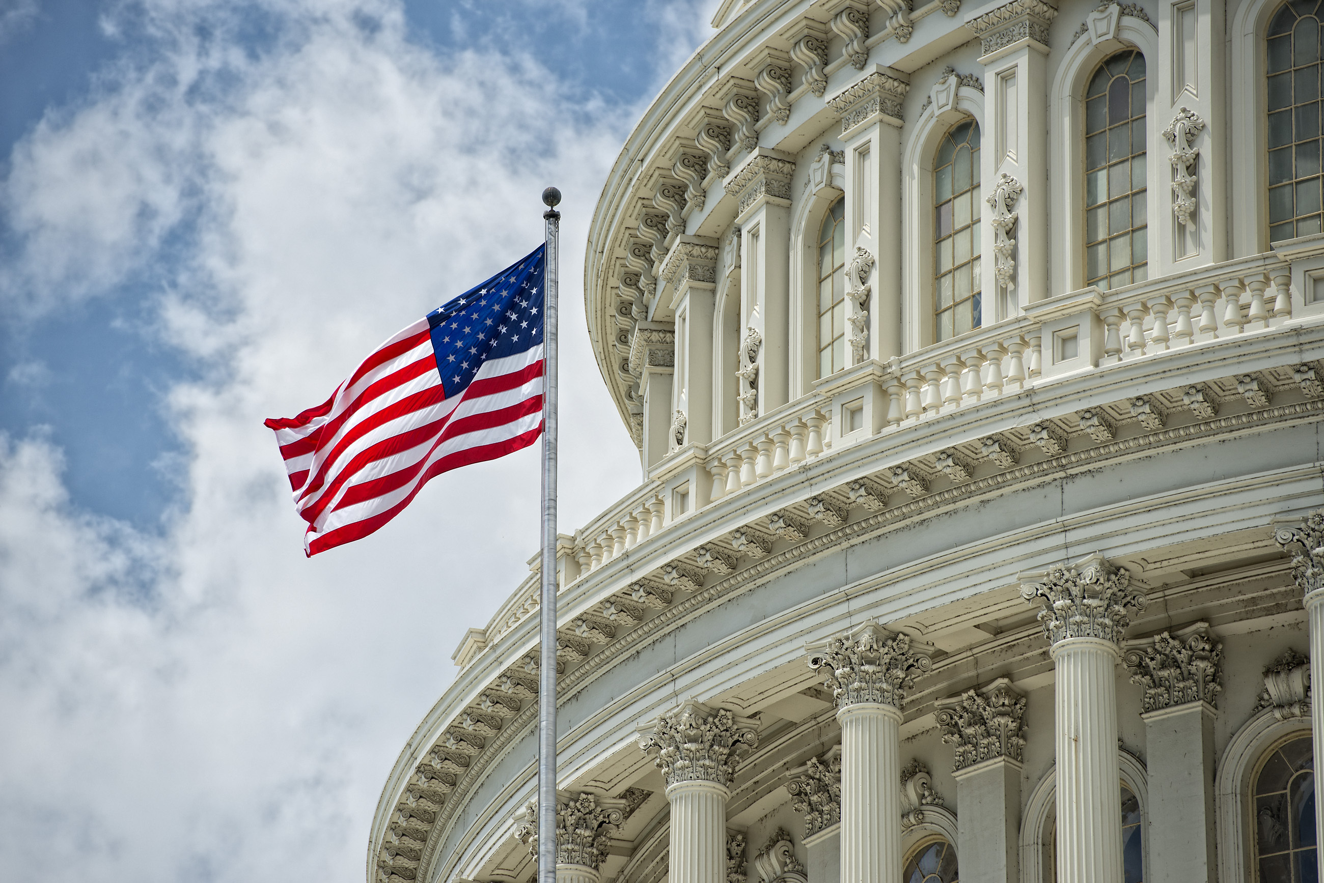 As midterms approach, Americans are skeptical of the federal government